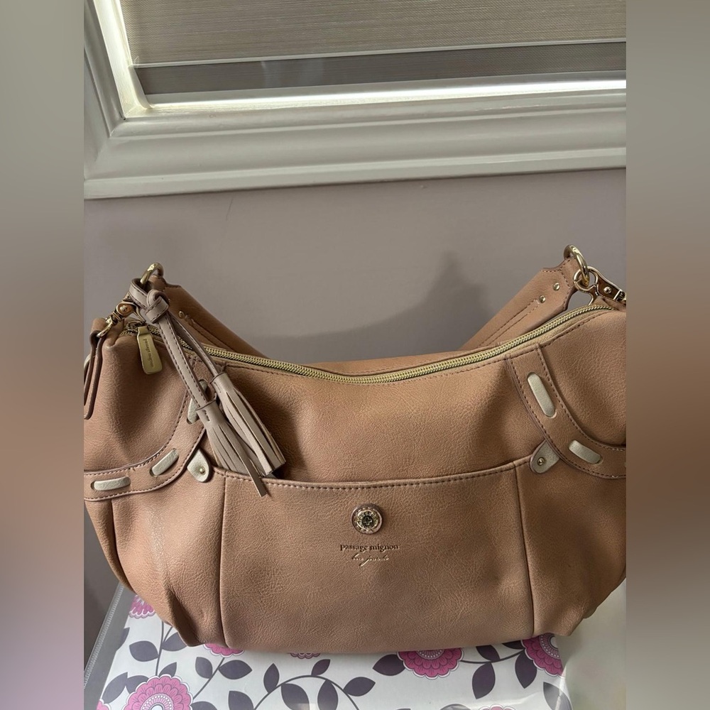 Passage Mignon hobo-style shoulder bag. Bought in Japan